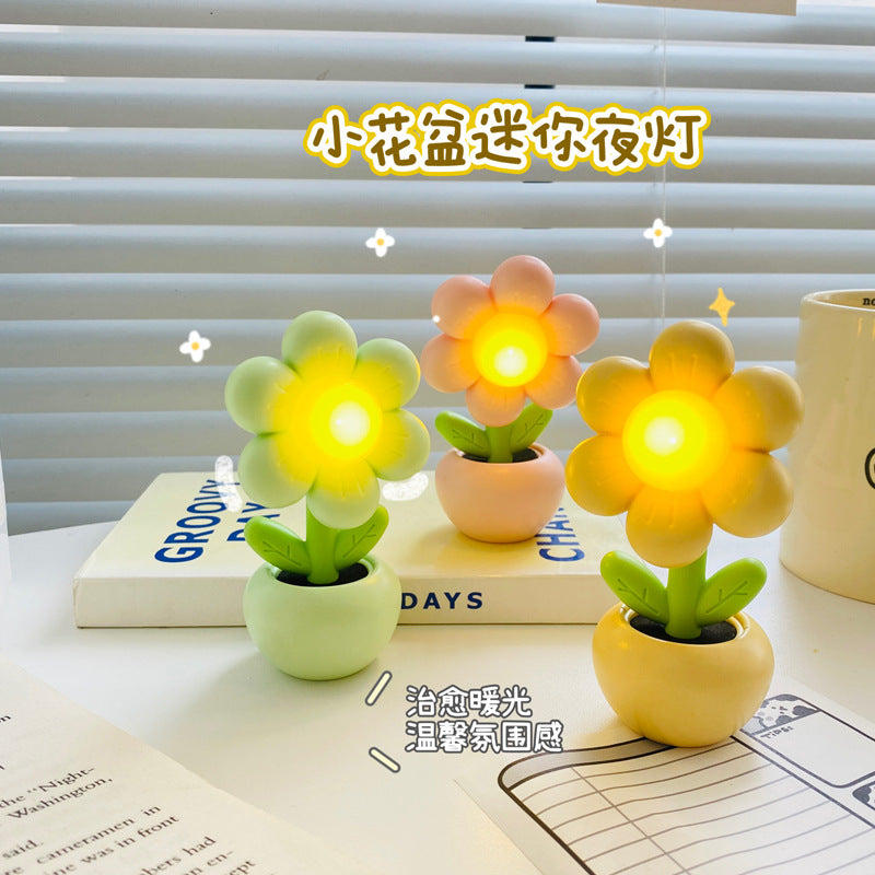 Mini Cute Flower Desk Lamp