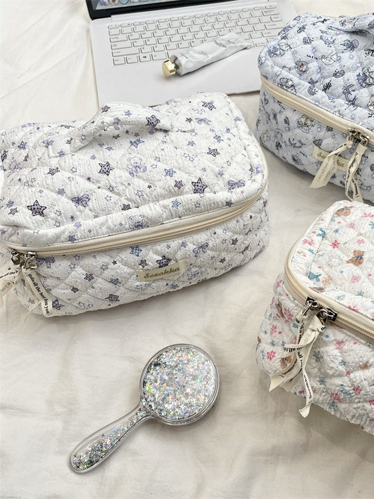 Korean Aesthetic Makeup Pouch – Cute Pinteresty Cosmetic Bag for Travel & Daily Use
