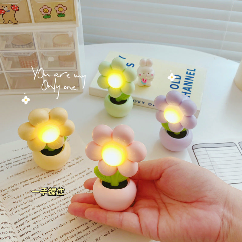 Mini Cute Flower Desk Lamp
