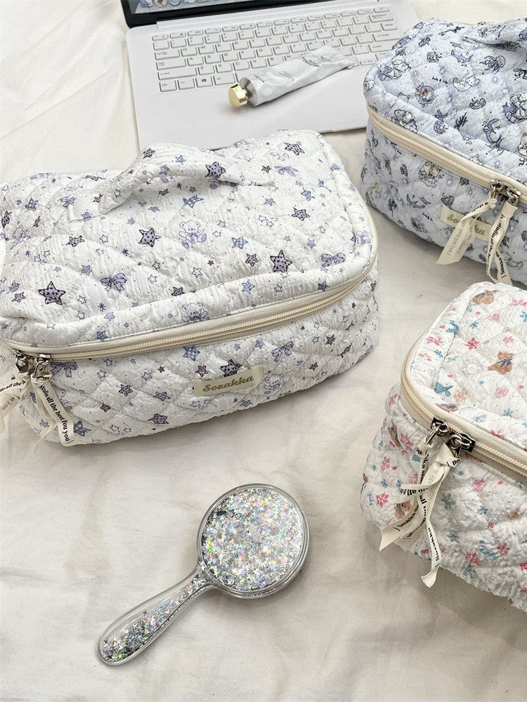 Korean Aesthetic Makeup Pouch – Cute Pinteresty Cosmetic Bag for Travel & Daily Use