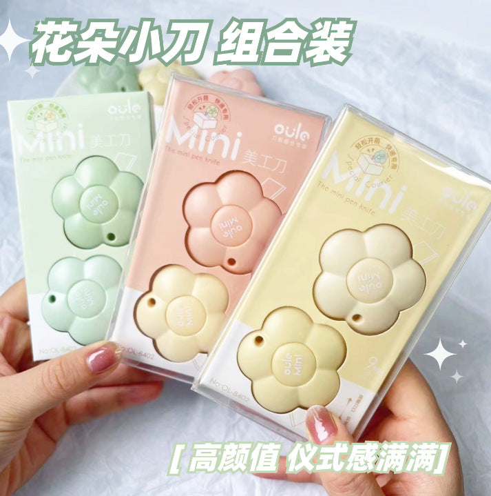 Cute Floral Mini Utility Knife Set
